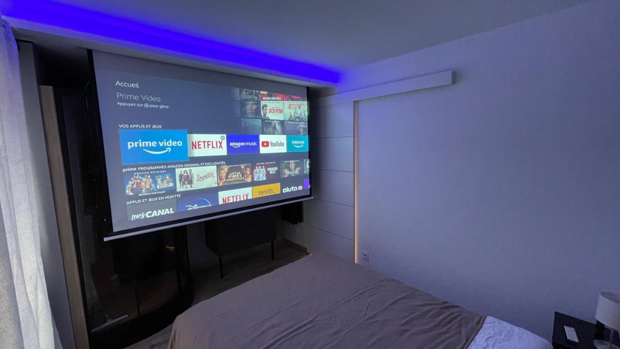 Bienvenue Chez Vous "Appartement Classe 2 Etoiles En Rdc Avec Espace Exterieur Et Parking" Доль Екстер'єр фото