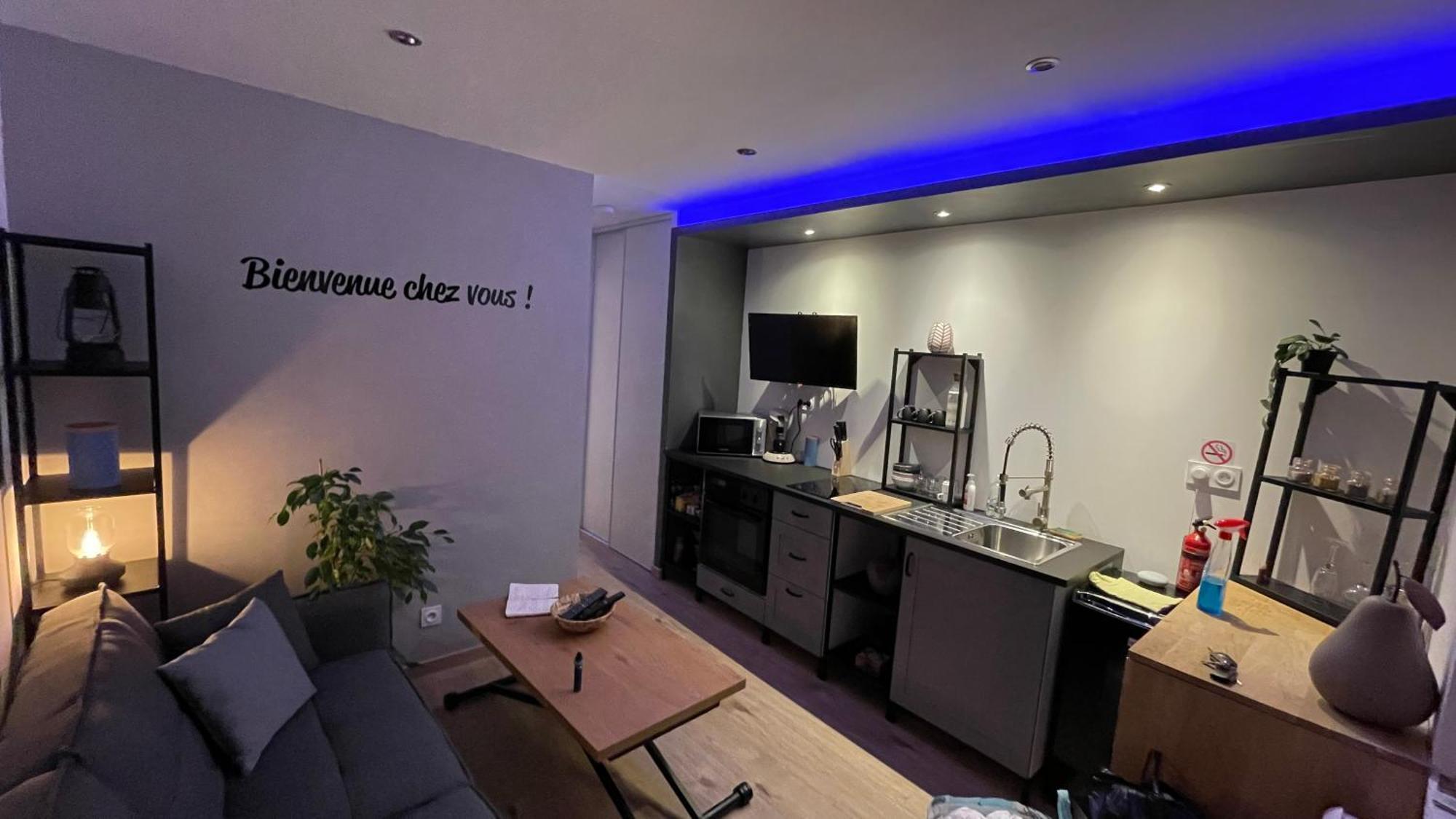 Bienvenue Chez Vous "Appartement Classe 2 Etoiles En Rdc Avec Espace Exterieur Et Parking" Доль Екстер'єр фото